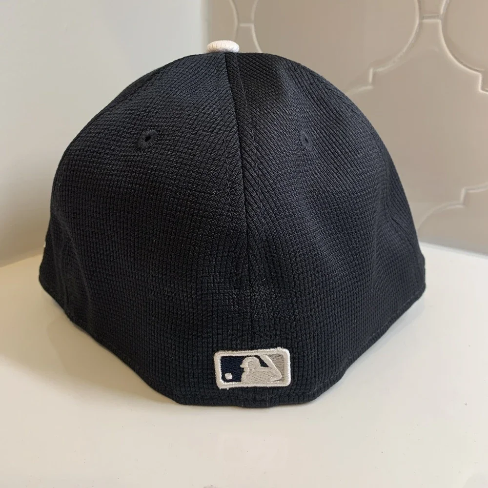 New Era New York Yankees Batting Practice Low Profile Navy 59FIFTY Hat Cap 7 1/2